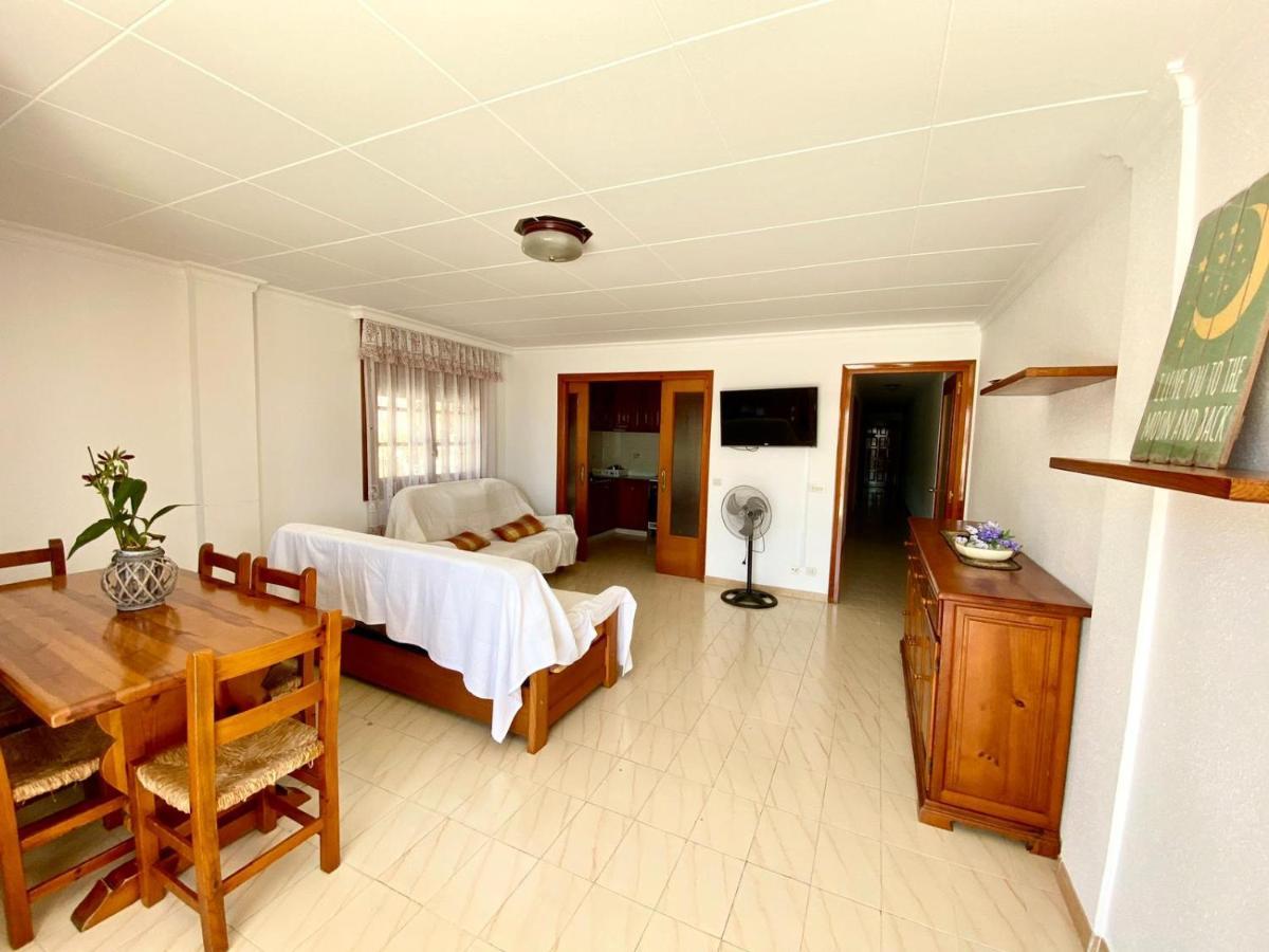 Apartment Irta 3 *
